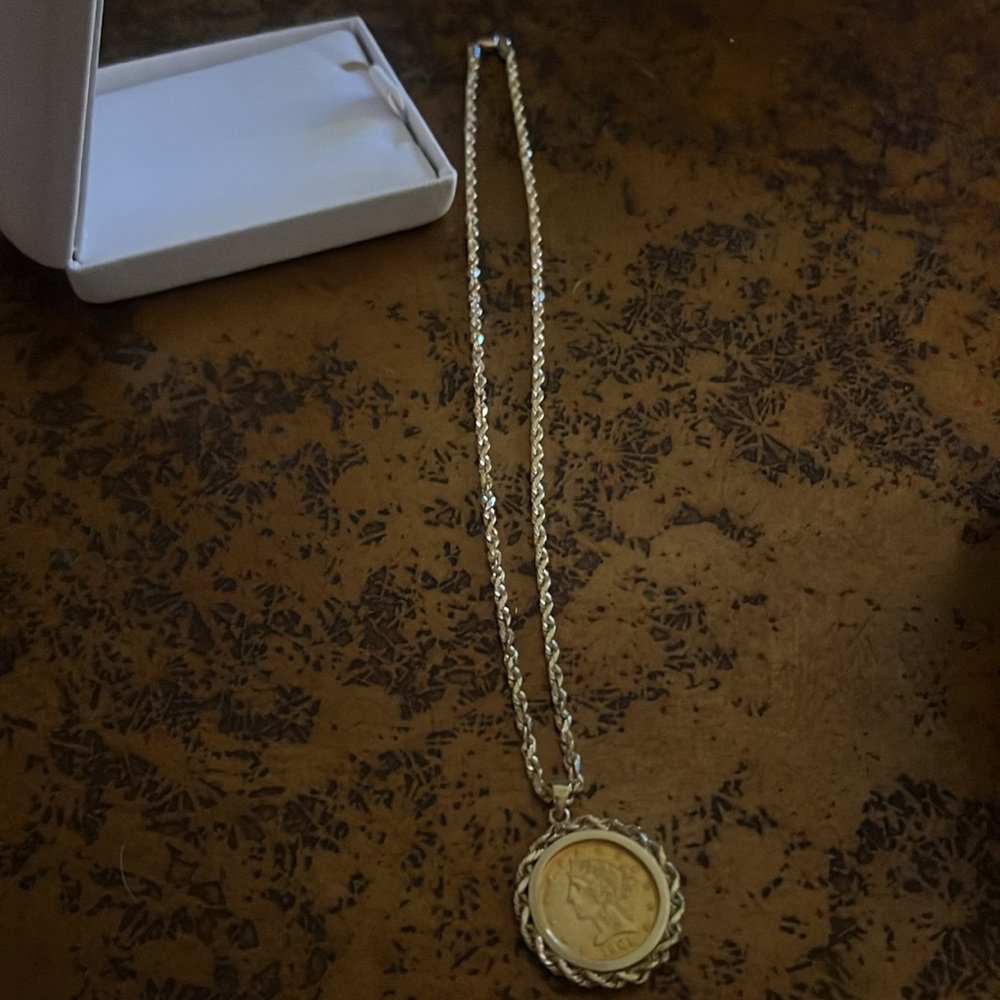 COPY - US  Susan B Anthony Dollar gold necklace 14K new - Picture 9 of 9